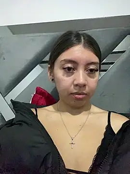 Sara-cooper2 online show from April 2, 2026, 9:38 am