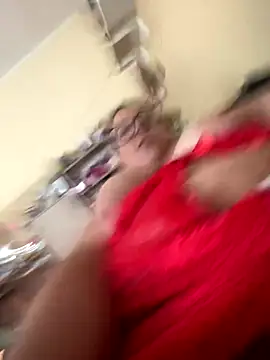 Snapshot of chiaretta_loveit chatting on September 21, 2025, 3:06 pm chiaretta loveit online show from September 21, 2025, 3:06 pm