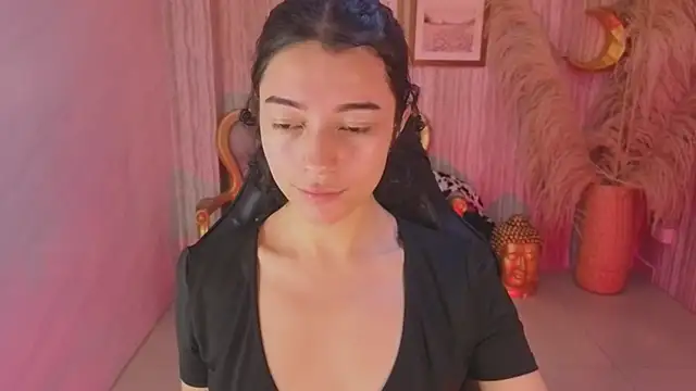 valkiria ardent s online show from February 25, 2026, 12:49 pm