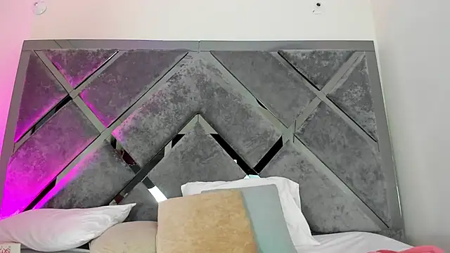 Snapshot of Sweet_Salome1 chatting on September 16, 2025, 7:09 am Sweet Salome1 online show from September 16, 2025, 7:09 am