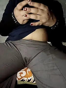 stomarr online show from March 19, 2026, 5:35 pm