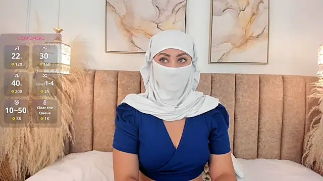 azza   online show from September 18, 2025, 11:46 am