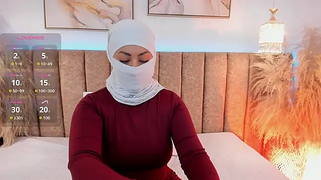 azza   online show from November 4, 2025, 11:58 am