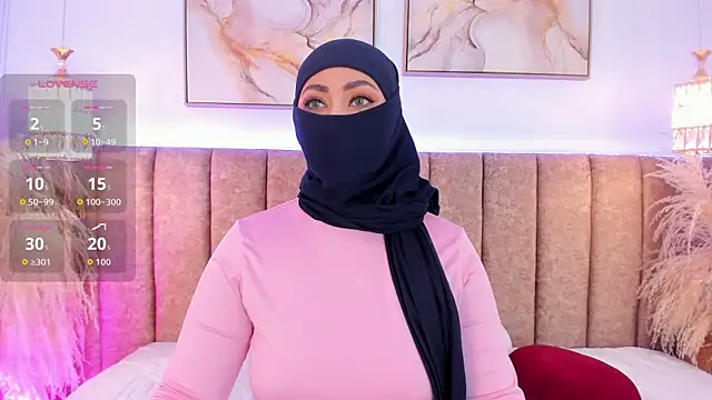 azza   online show from September 25, 2025, 12:00 pm