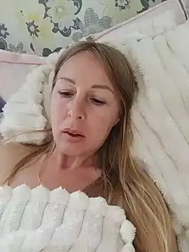 Snapshot of LunaSugarX chatting on September 30, 2025, 9:26 am LunaSugarX online show from September 30, 2025, 9:26 am