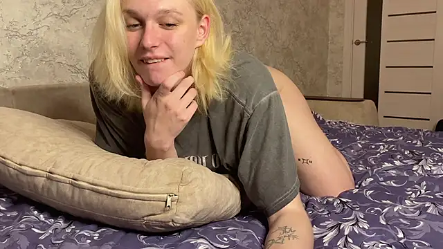 Snapshot of evelina228 chatting on November 22, 2025, 10:41 pm evelina228 online show from November 22, 2025, 10:41 pm