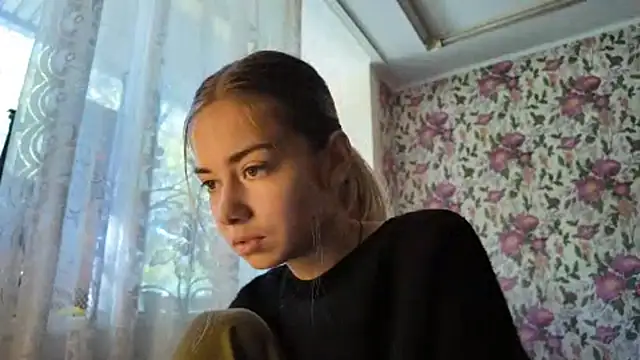 Snapshot of Witching_Moon chatting on September 13, 2025, 8:14 am Witching Moon online show from September 13, 2025, 8:14 am