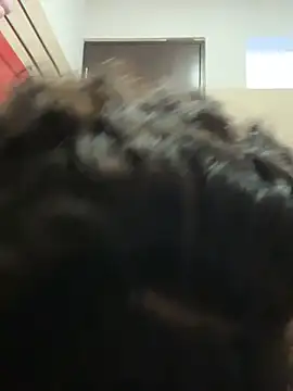 Snapshot of EmilyKisx chatting on October 21, 2025, 12:59 pm EmilyKisx online show from October 21, 2025, 12:59 pm