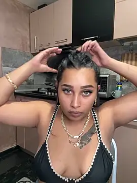 Snapshot of JaneetDeea chatting on October 20, 2025, 9:37 pm JaneetDeea online show from October 20, 2025, 9:37 pm