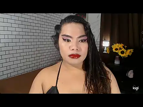 Snapshot of TSbrianaHugeCock chatting on September 24, 2025, 5:19 pm TSbrianaHugeCock online show from September 24, 2025, 5:19 pm