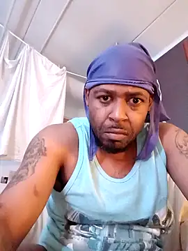 Nuttygmarley online show from November 30, 2025, 10:05 am