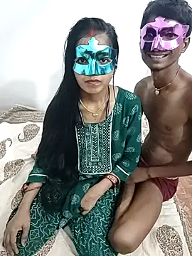 Snapshot of LOVE568 chatting on October 15, 2025, 4:59 pm LOVE568 online show from October 15, 2025, 4:59 pm