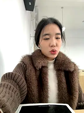 Snapshot of luluya1314 chatting on November 20, 2025, 5:30 am luluya1314 online show from November 20, 2025, 5:30 am