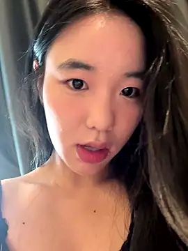 Snapshot of luluya1314 chatting on November 8, 2025, 1:31 am luluya1314 online show from November 8, 2025, 1:31 am