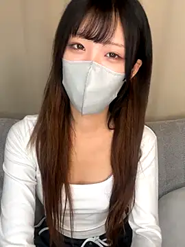 Snapshot of emiiiii1001 chatting on November 29, 2025, 2:12 am emiiiii1001 online show from November 29, 2025, 2:12 am