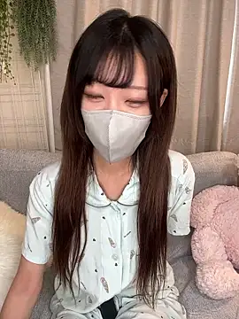 Snapshot of emiiiii1001 chatting on November 1, 2025, 2:51 am emiiiii1001 online show from November 1, 2025, 2:51 am