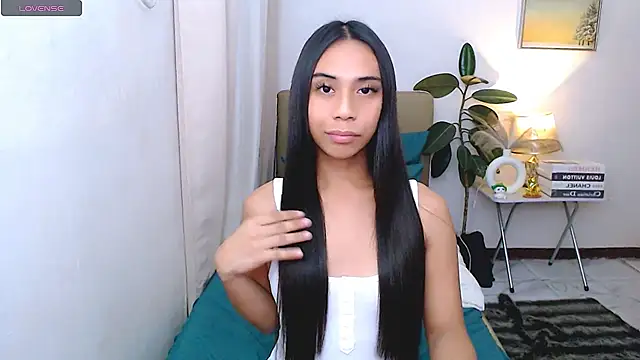 scarlet smith7 online show from June 19, 2026, 1:33 am