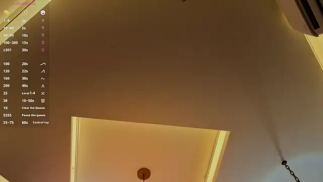 Snapshot of MiaWonderfull chatting on June 27, 2026, 3:01 am MiaWonderfull online show from June 27, 2026, 3:01 am