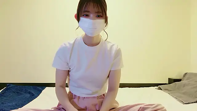 Snapshot of NANA_chan_1 chatting on October 13, 2025, 6:26 am NANA chan 1 online show from October 13, 2025, 6:26 am