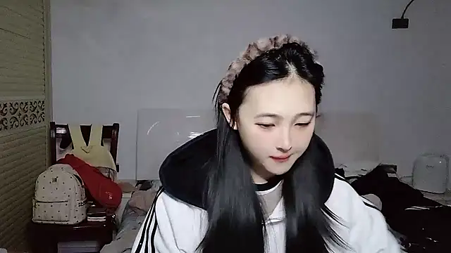 Snapshot of xxz98 chatting on January 6, 2026, 12:53 pm xxz98 online show from January 6, 2026, 12:53 pm