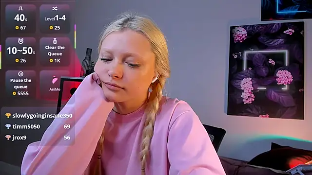 Snapshot of Millie_Vanillies chatting on November 28, 2025, 10:37 am Millie Vanillies online show from November 28, 2025, 10:37 am