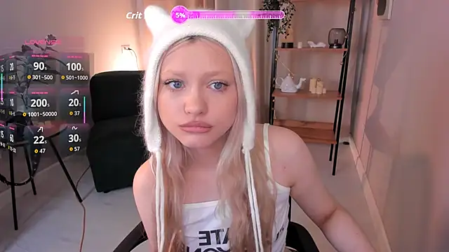 Snapshot of Millie_Vanillies chatting on December 3, 2025, 6:03 am Millie Vanillies online show from December 3, 2025, 6:03 am