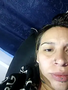 cloequeen15 online show from November 15, 2025, 10:25 pm