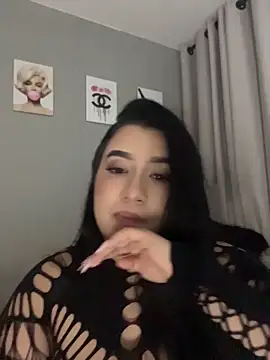 Snapshot of Aliciawhitee chatting on June 13, 2026, 2:42 am Aliciawhitee online show from June 13, 2026, 2:42 am