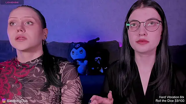 Threesomebabes online show from May 31, 2026, 6:02 pm