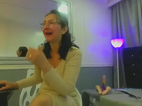 Oriana Jhonson online show from February 24, 2026, 11:22 am