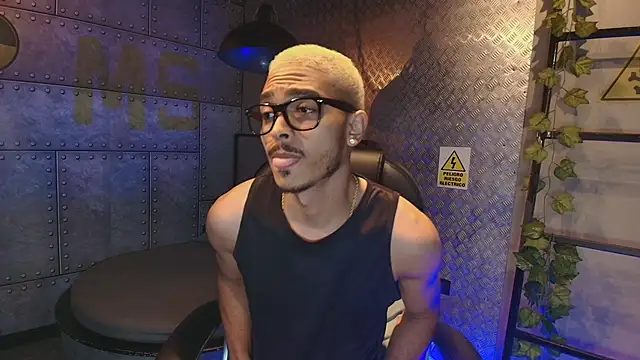 MarcusRain  online show from March 5, 2026, 4:09 am