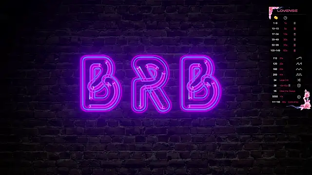 Snapshot of Violetwin chatting on November 21, 2025, 12:04 pm Violetwin online show from November 21, 2025, 12:04 pm