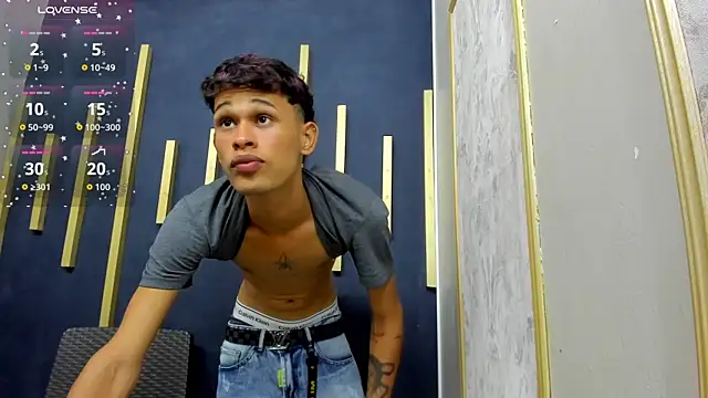 Snapshot of Just_D4v7 chatting on October 9, 2025, 7:25 pm Just D4v7 online show from October 9, 2025, 7:25 pm