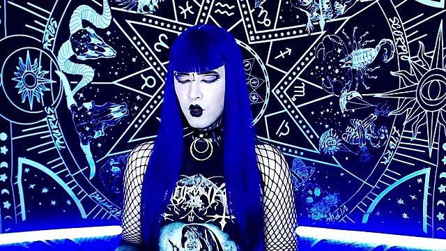 Snapshot of naomi_satan chatting on December 19, 2025, 12:03 am naomi satan online show from December 19, 2025, 12:03 am