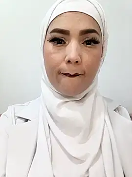 jamila zair online show from March 21, 2026, 2:32 pm