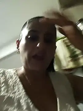 Titiss8921 online show from December 14, 2025, 2:40 am