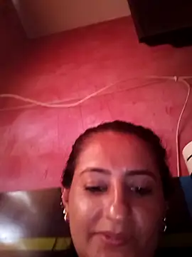 Titiss8921 online show from November 2, 2025, 6:46 pm