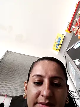 Titiss8921 online show from November 8, 2025, 1:47 pm