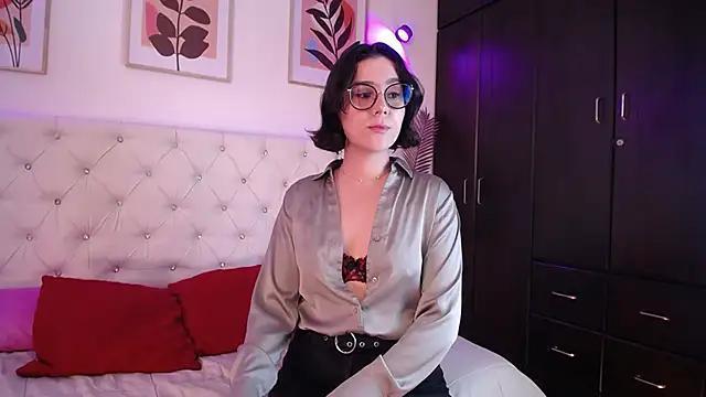 barbyehot online show from November 9, 2025, 7:40 pm