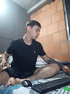 Snapshot of Killua_Zoldyck420 chatting on November 11, 2025, 2:06 am Killua Zoldyck420 online show from November 11, 2025, 2:06 am