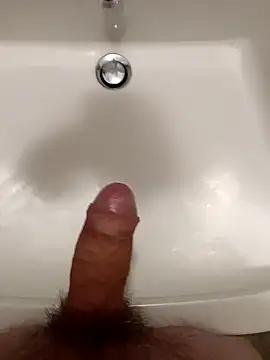 Snapshot of Empi19cm chatting on November 27, 2025, 5:24 pm Empi19cm online show from November 27, 2025, 5:24 pm