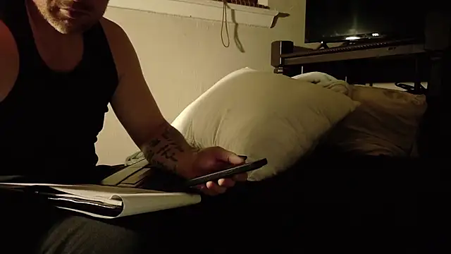 Snapshot of Dallasbest214 chatting on November 11, 2025, 8:20 am Dallasbest214 online show from November 11, 2025, 8:20 am