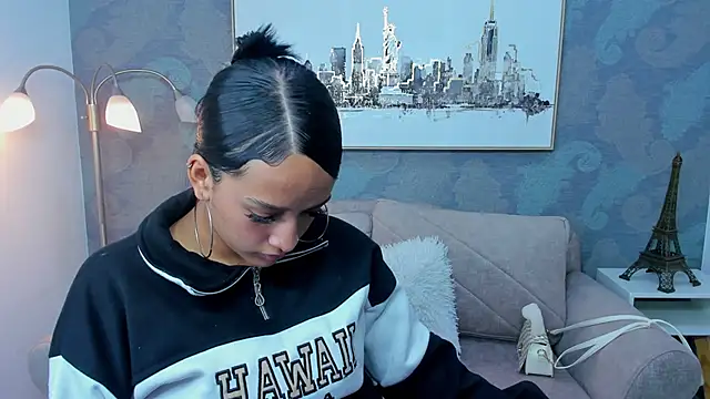 Salome Smitth 1 online show from February 11, 2026, 8:41 pm