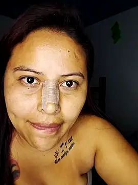 yelezia online show from October 11, 2025, 8:04 am