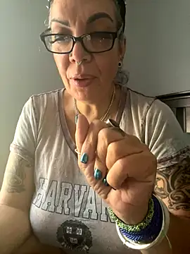 Snapshot of dieseldame1313 chatting on November 13, 2025, 8:35 pm dieseldame1313 online show from November 13, 2025, 8:35 pm