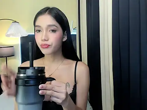 Snapshot of Ranabrooklyn777 chatting on October 6, 2025, 4:57 am Ranabrooklyn777 online show from October 6, 2025, 4:57 am