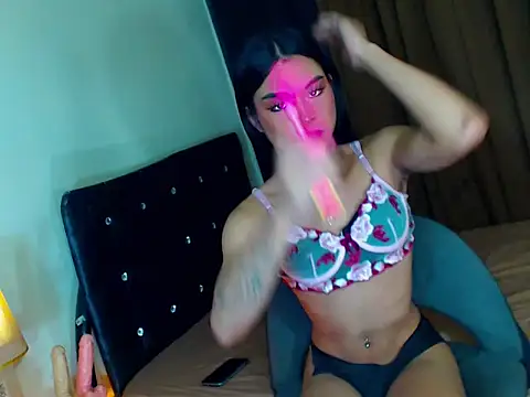 exoticacutiegirl online show from October 23, 2025, 5:17 am