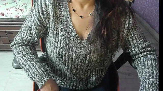 Snapshot of ShylaGill chatting on December 17, 2025, 3:28 pm ShylaGill online show from December 17, 2025, 3:28 pm