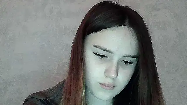 SweetLoraa online show from April 15, 2026, 3:38 pm