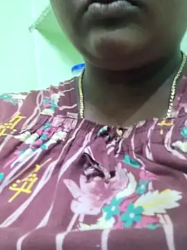 Snapshot of Tamilreethu chatting on November 1, 2025, 5:07 pm Tamilreethu online show from November 1, 2025, 5:07 pm